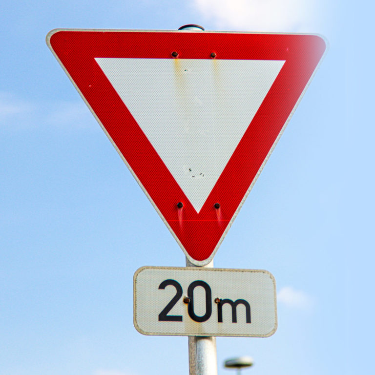 Beachtung der Vorrangregeln Beachtung der Vorrangregeln